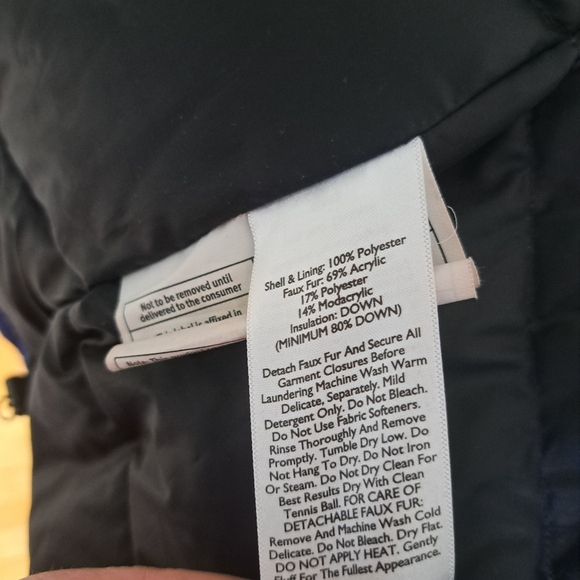 Ladies Winter Coat - Picture 6 of 8